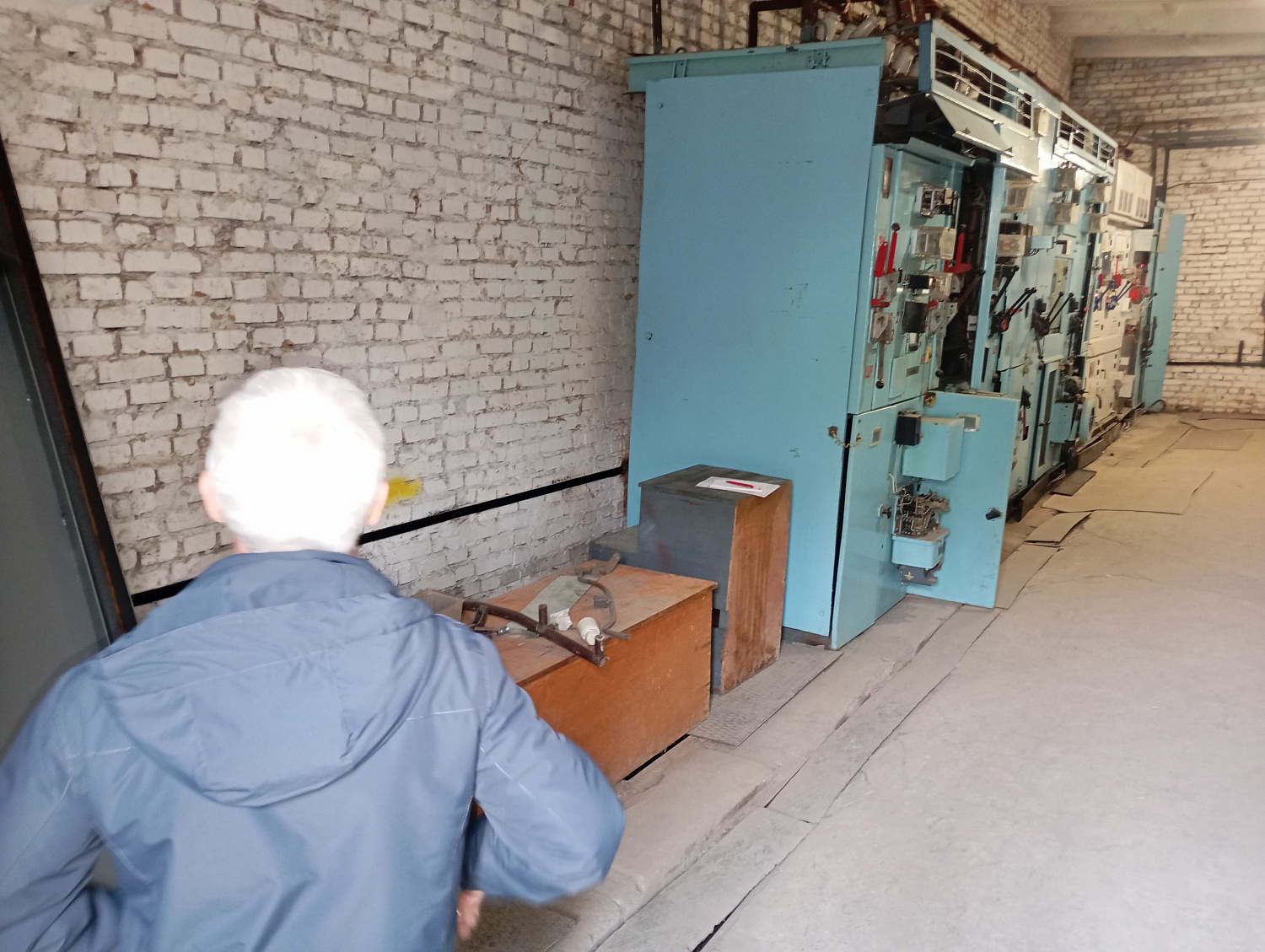 Изготовили и подготовили к поставке комплектные сборные камеры КСО-285-8ВВ-630 